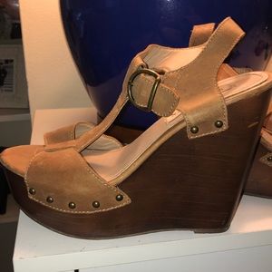Steve Madden blocked heel sandal